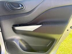 2022 Nissan Navara SL