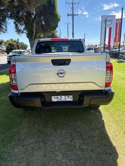 2022 Nissan Navara SL