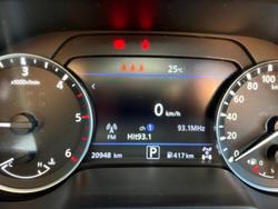 2022 Nissan Navara SL