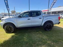 2022 Nissan Navara SL