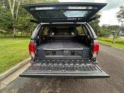 2017 Toyota Hilux SR5