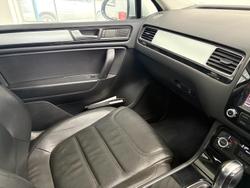 2012 Volkswagen Touareg 150TDI 7P MY12.5 Four Wheel Drive Cool Siver