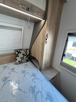 2019 Golf Tourer Bunk