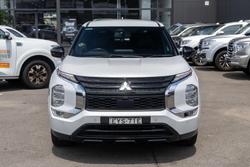 2023 Mitsubishi Outlander LS Black Edition