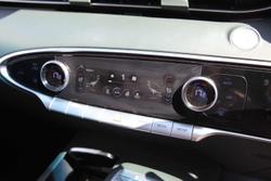 2022 Genesis GV70 Performance