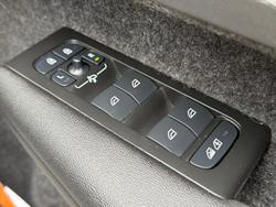 2021 Volvo XC40 T5 R-Design MY22 AWD Denim Blue