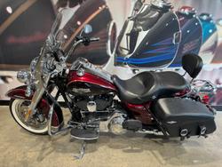 2015 Harley-Davidson Road King Classic 1690 (FLHRC) Touring Black