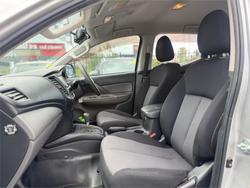 2015 MITSUBISHI TRITON GLX (4x4)