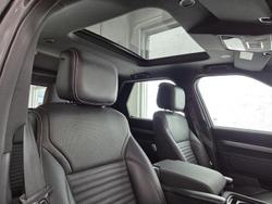 2022 Land Rover Discovery P360 R-Dynamic SE