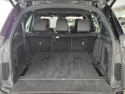 2022 Land Rover Discovery P360 R-Dynamic SE