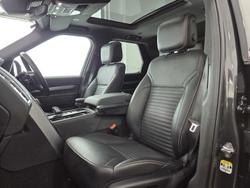 2022 Land Rover Discovery P360 R-Dynamic SE