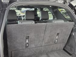 2022 Land Rover Discovery P360 R-Dynamic SE