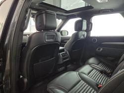 2022 Land Rover Discovery P360 R-Dynamic SE