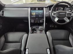 2022 Land Rover Discovery P360 R-Dynamic SE