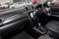 2024 Suzuki Vitara Turbo