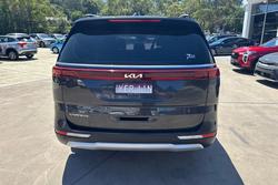2022 Kia Carnival S