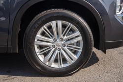 2024 Mitsubishi Outlander ES