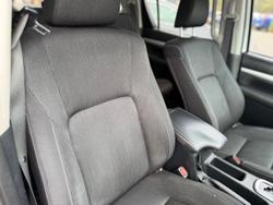 2023 Toyota Hilux SR5