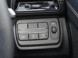 2025 Mahindra XUV3XO AX7L