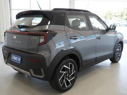 2025 Mahindra XUV3XO AX7L