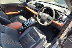 2023 Mitsubishi Outlander Exceed Tourer