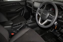 2025 Isuzu D-MAX SX High Ride