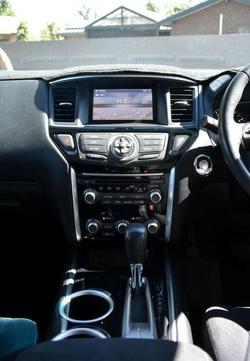 2016 Nissan Pathfinder ST