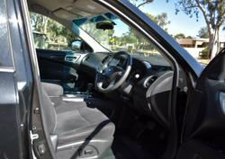 2016 Nissan Pathfinder ST