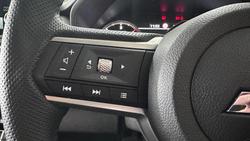 2025 Mitsubishi Triton GLX-R