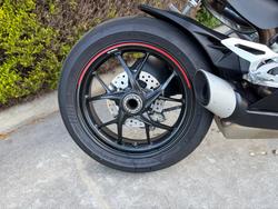 2024 DUCATI PANIGALE V2 Black