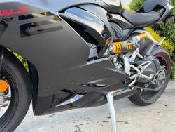 2024 DUCATI PANIGALE V2 Black