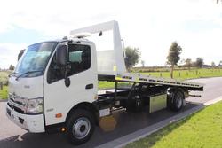 2025 Hino 921- 300 Series 921 AUTO LONG WHEEL BASE WHITE