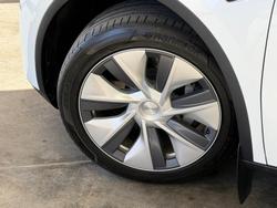 2023 Tesla Model Y Rear-Wheel Drive