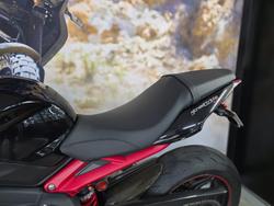 2013 Triumph STREET TRIPLE R (NON ABS) BLACK