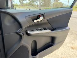 2014 TOYOTA AURION AT-X