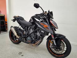 2017 Ktm 1290 SUPER DUKE R Black