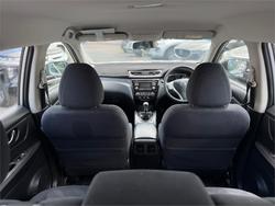 2016 NISSAN X-TRAIL ST (FWD)