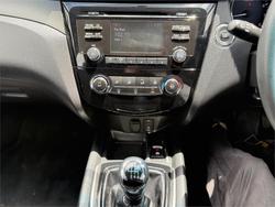 2016 NISSAN X-TRAIL ST (FWD)