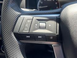 2024 Mitsubishi Outlander ES