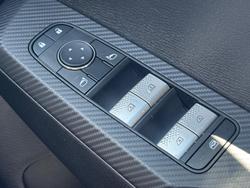 2024 Mitsubishi Outlander ES