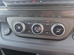 2026 Renault Trafic Premium