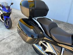 2024 BMW Motorrad R 1250 R TRIPLE BLACK Black