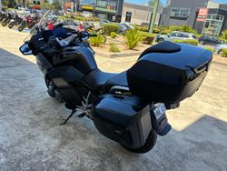 2024 BMW Motorrad R 1250 R TRIPLE BLACK Black