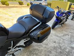 2024 BMW Motorrad R 1250 R TRIPLE BLACK Black