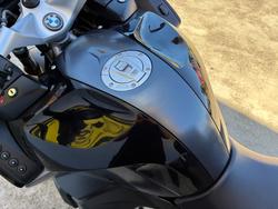 2024 BMW Motorrad R 1250 R TRIPLE BLACK Black