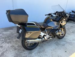 2024 BMW Motorrad R 1250 R TRIPLE BLACK Black