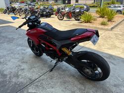 2017 DUCATI 939 HYPERMOTARD Red