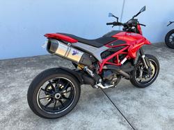 2017 DUCATI 939 HYPERMOTARD Red