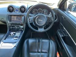 2011 Jaguar XJ Premium Luxury