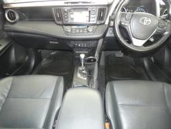 2016 Toyota RAV4 Cruiser (4x4)